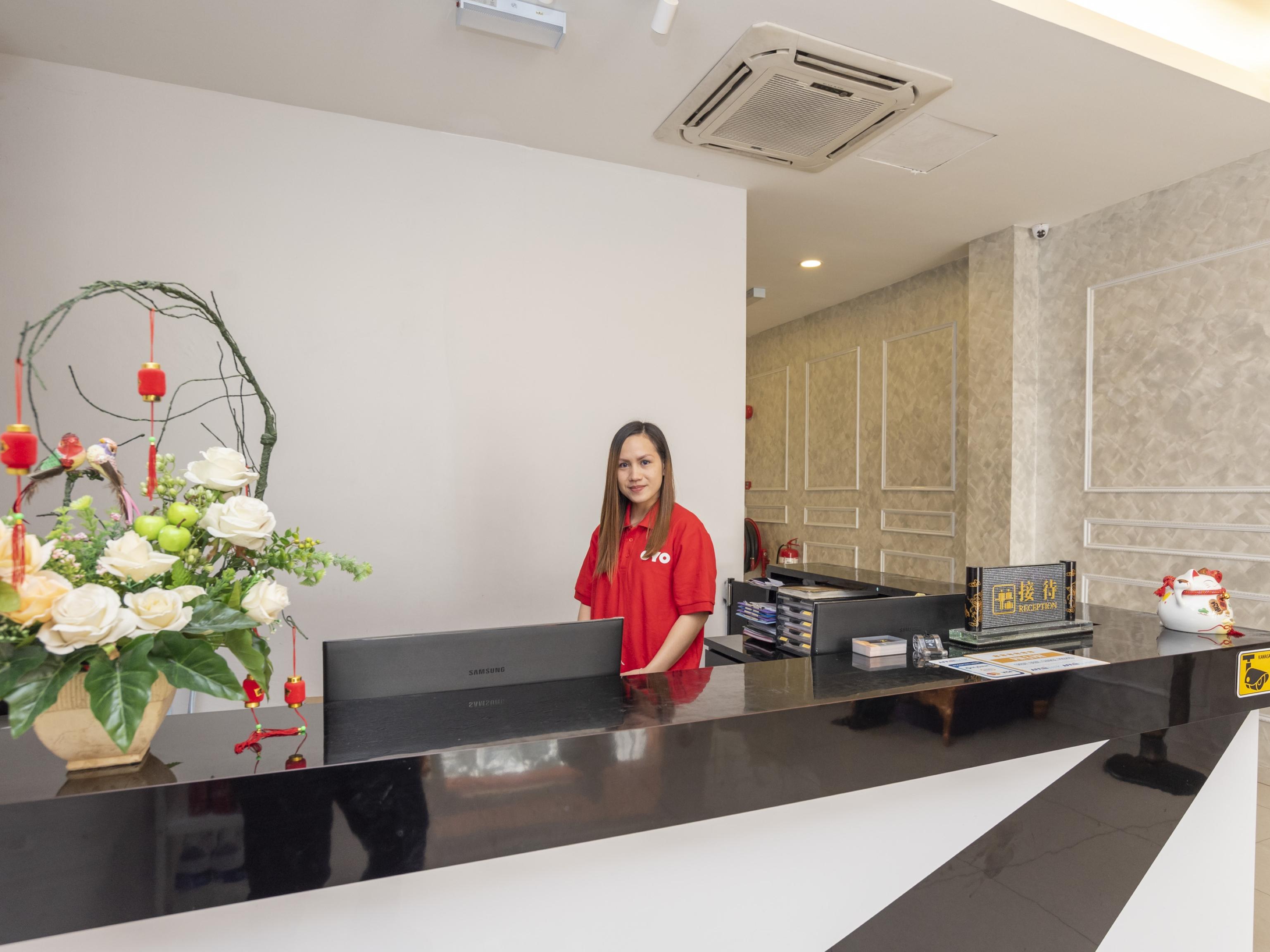 Oyo89423泽兹酒店 古来 外观 照片