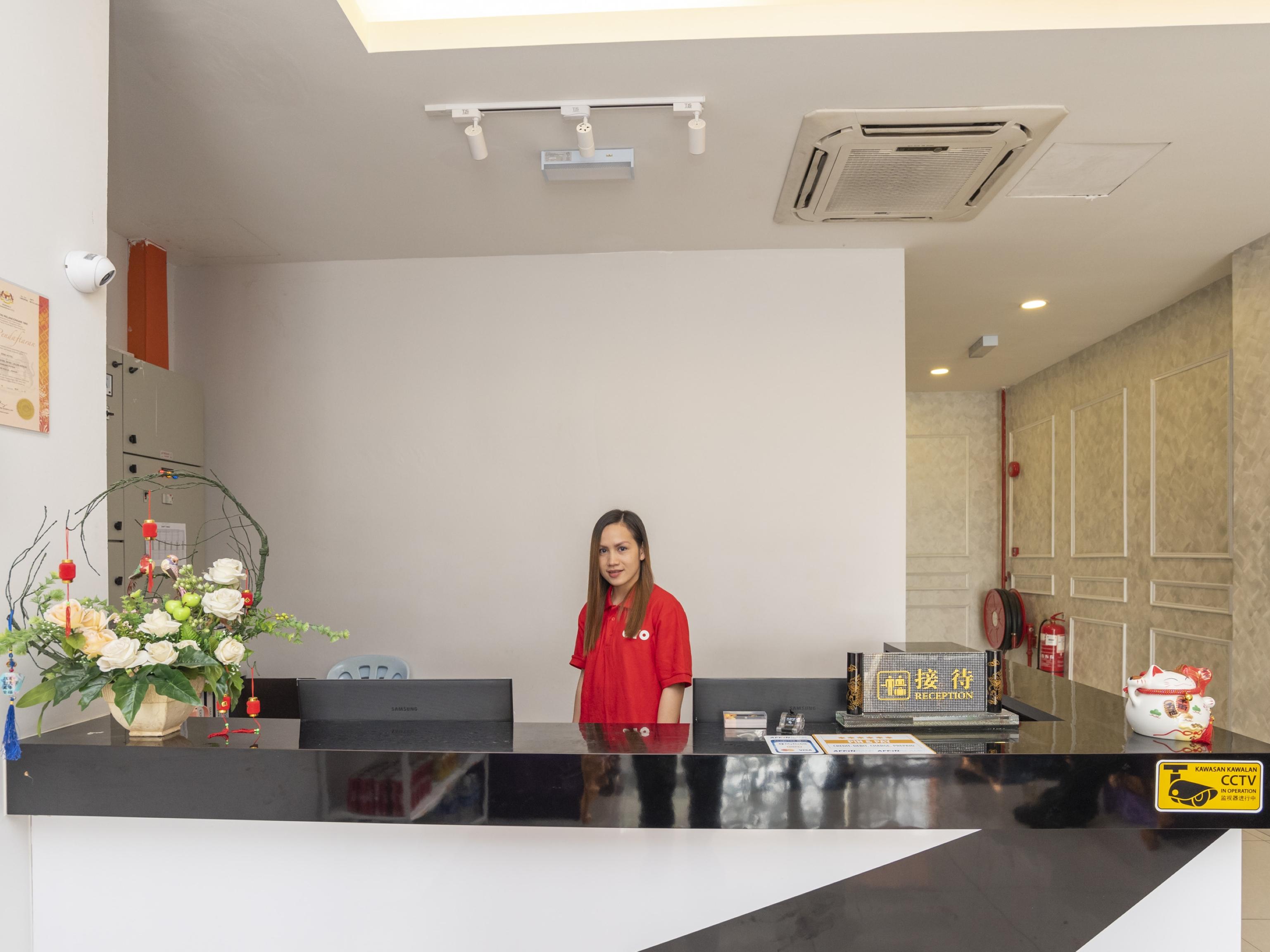 Oyo89423泽兹酒店 古来 外观 照片